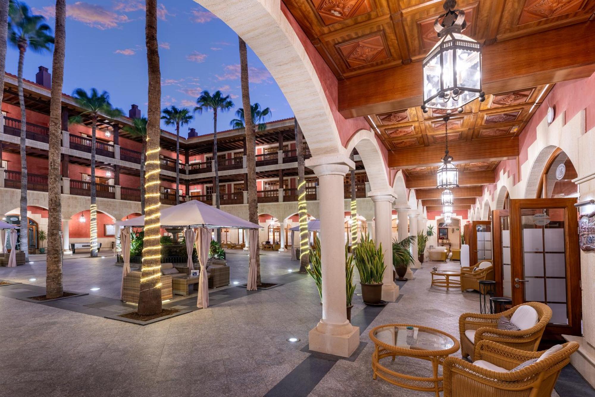 Elba Palace Golf Boutique Hotel - Adults Only กาเลตาเดฟุสเต ภายนอก รูปภาพ